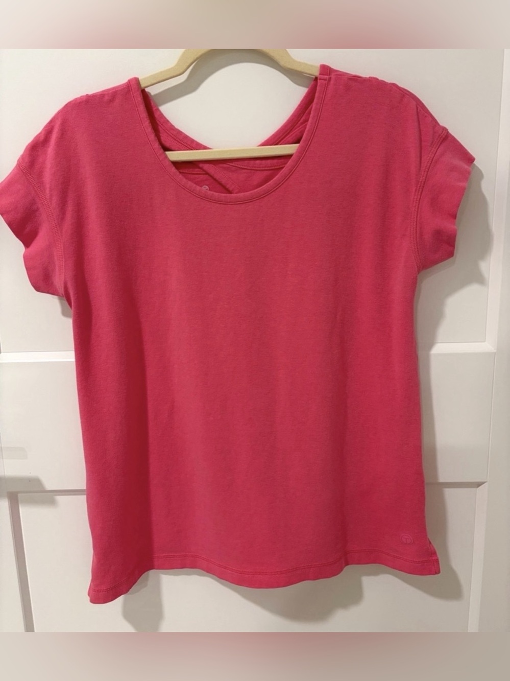 T by Talbots Activewear Hot Pink Crisscross Back Top
